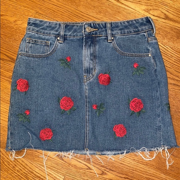 PacSun Dresses & Skirts - ❤️PACSUN DENIM SKIRT!🌹